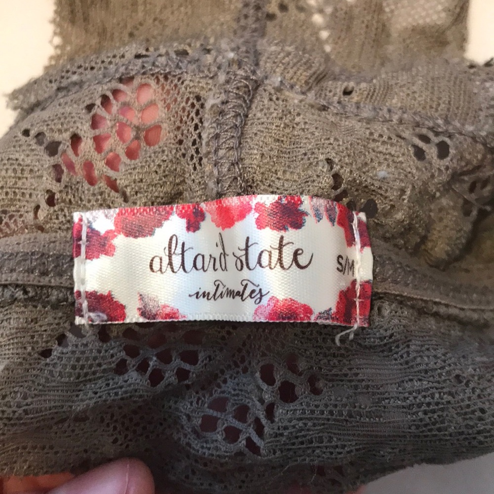 Altar’d State bralette - Picture 4 of 5
